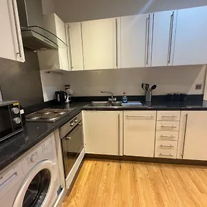 Comfortable - Cosy - Budget In Center Londres